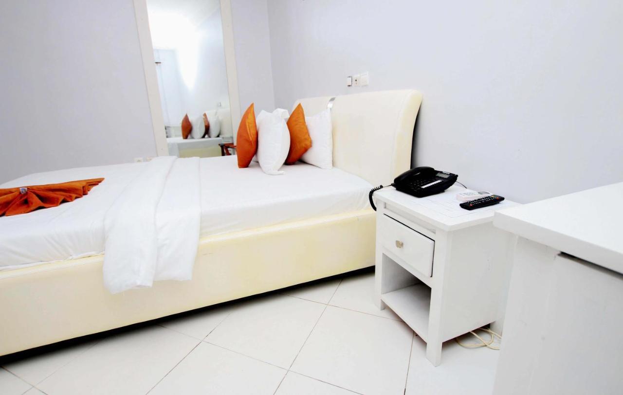 Hotel Galilée Cotonou Esterno foto