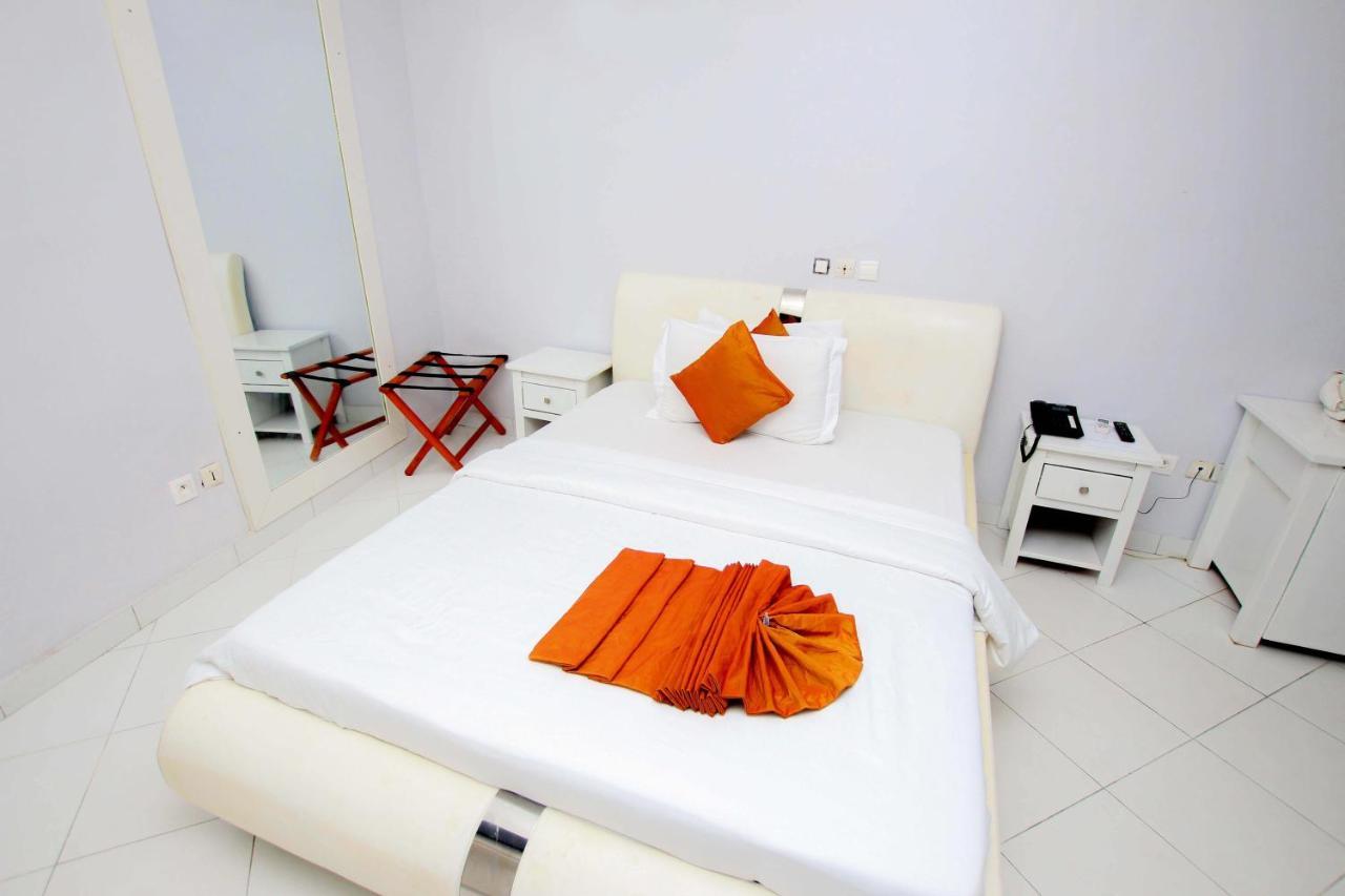 Hotel Galilée Cotonou Esterno foto